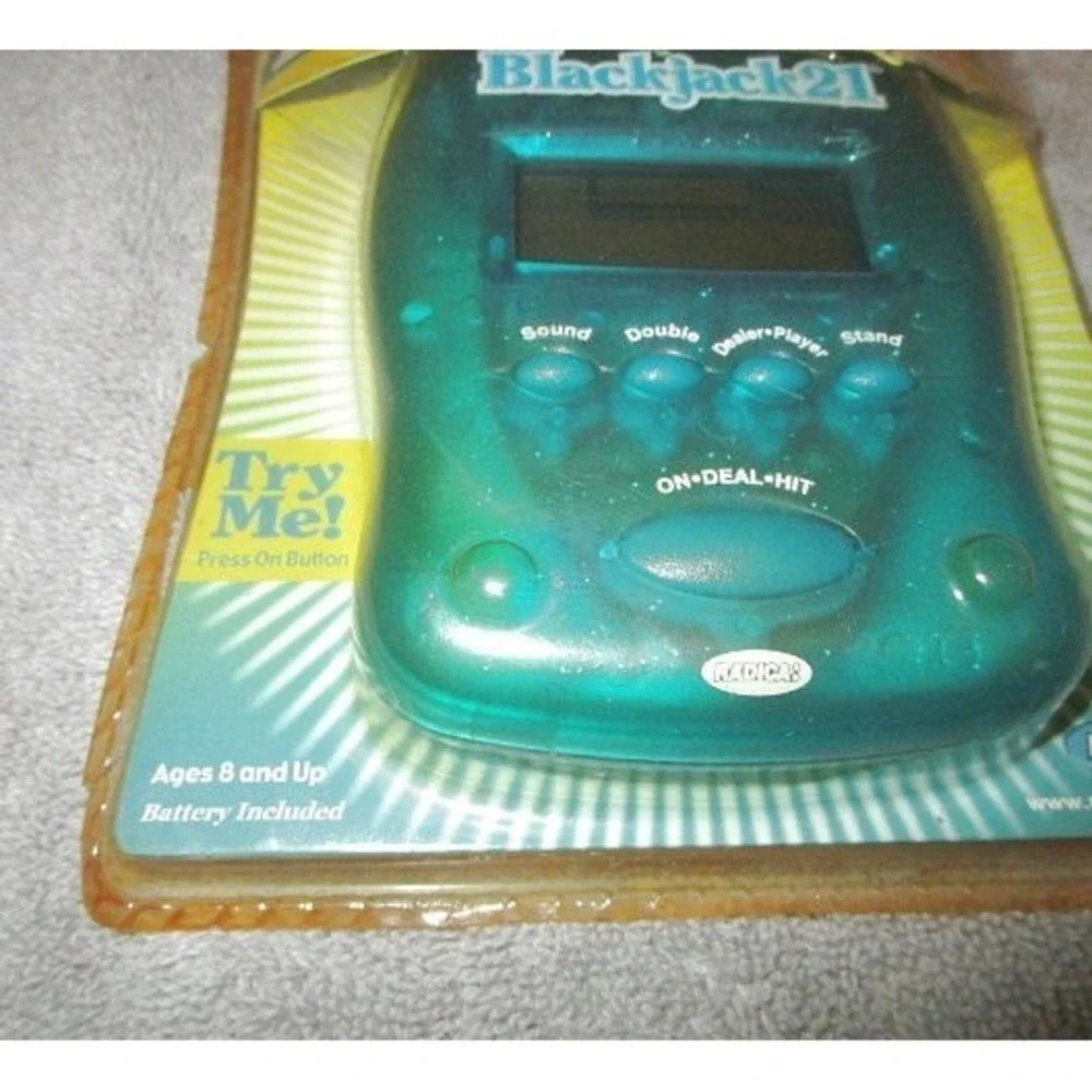 Radica Blackjack Game Electronic Handheld Pocket 21 Travel Casino 1997 Sealed